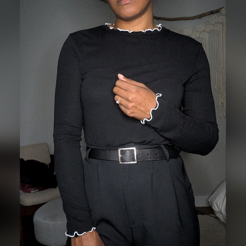 Black with white detail long sleeve top